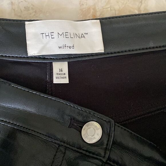 Wilfred The Melina™ Pant Vegan Leather Black - Picture 10 of 10